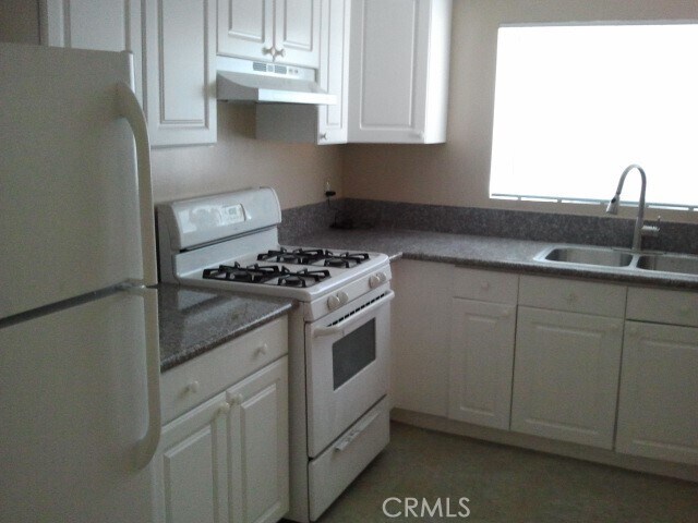 Foto principal - 1329 W 37th Dr