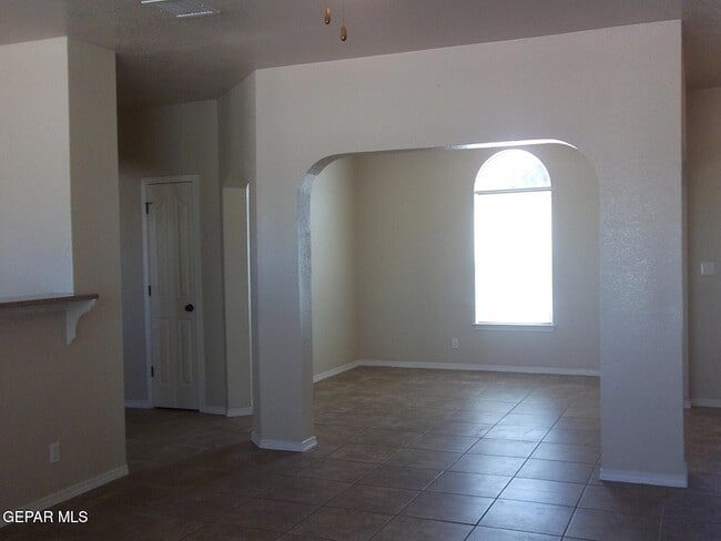 Building Photo - 5823 Manchester Dr