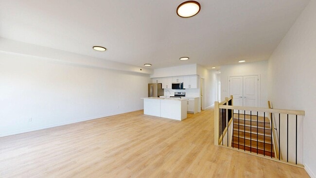 Building Photo - SLEEK AND MODERN TWO BEDROOM-TWO BATH UNITS ON POND MILLS RD