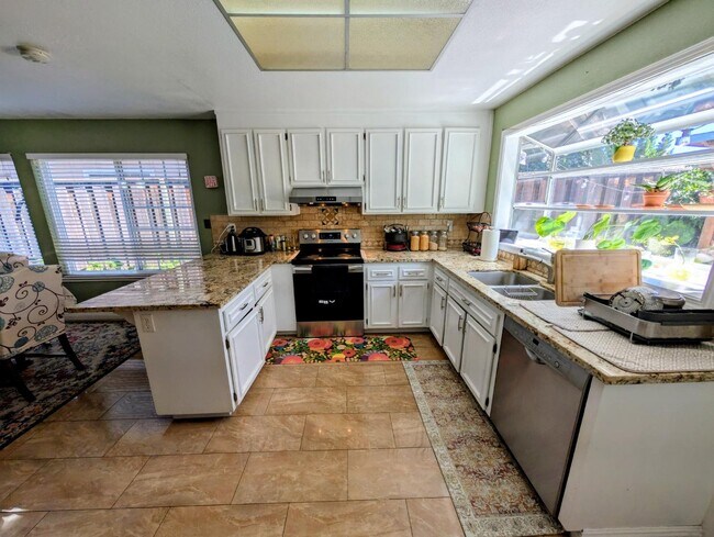 Foto del edificio - 416 Rumsey Ct