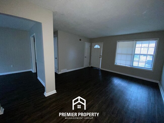 Foto del edificio - 4236 Trudy St