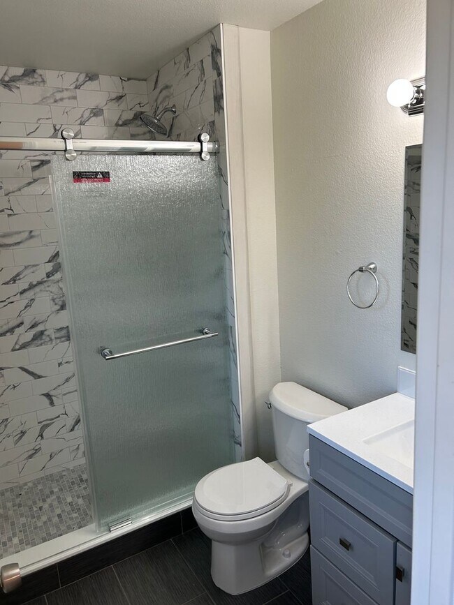 Foto del edificio - Beautiful Remodeled 3 bedroom 2 bath single family home Chula Vista! Ready for move in 1/17/2026!