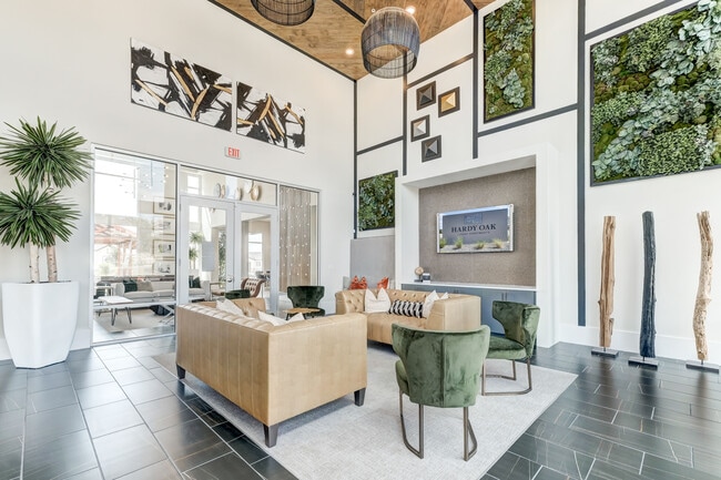 Leasing office - Hardy Oak