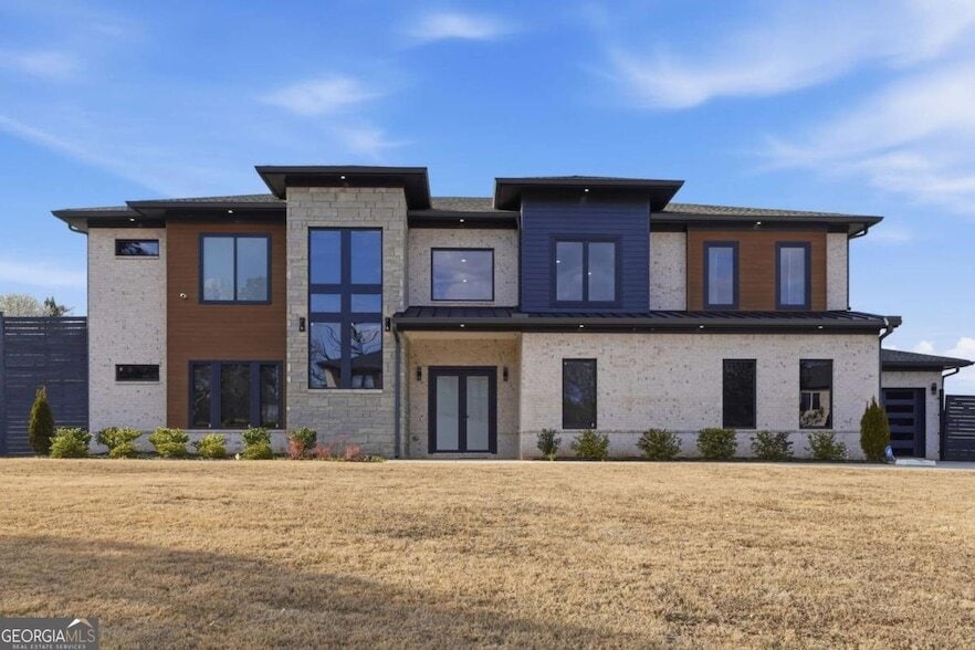 Photo - 556 Versailles Drive Unit