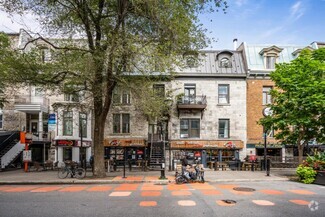 Building Photo - 1711 Saint Denis St