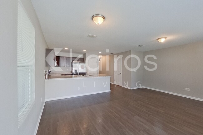 Foto del edificio - 1305 Mull St