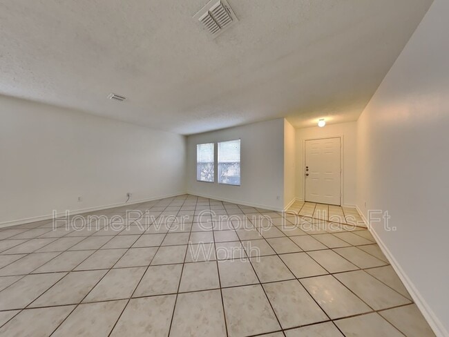 Building Photo - 4413 Cedar Crest Dr