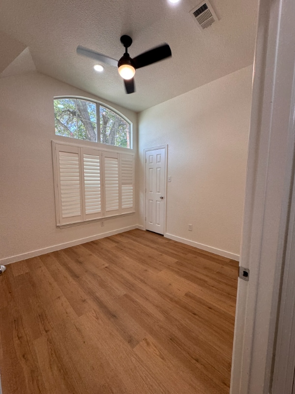 Building Photo - 2105 Lanshire Dr