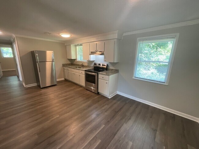 Building Photo - 1030 Winchester Cir