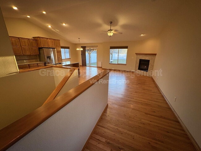 Building Photo - 332 Telluride Dr