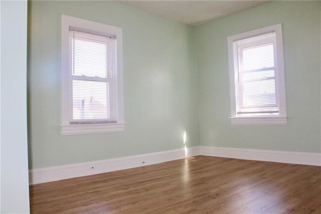 Foto del edificio - 26 Shaws Ln