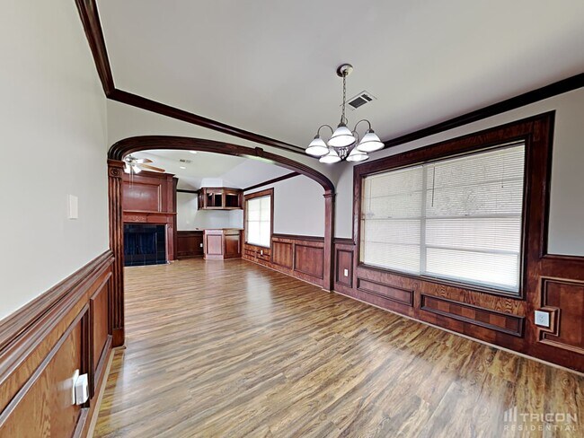 Foto del edificio - 6031 Crooked Post Rd