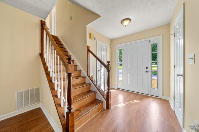 Building Photo - 3904 Sidney Lanier Blvd