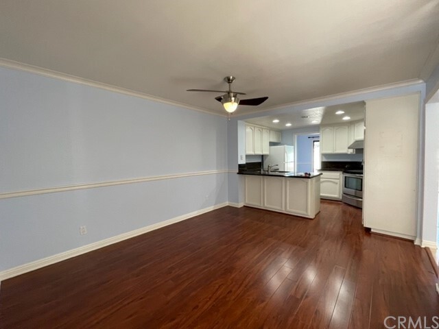 Building Photo - 22809 Chardonnay Dr