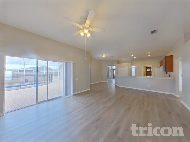 Foto del edificio - 4412 Windmill Pointe Dr