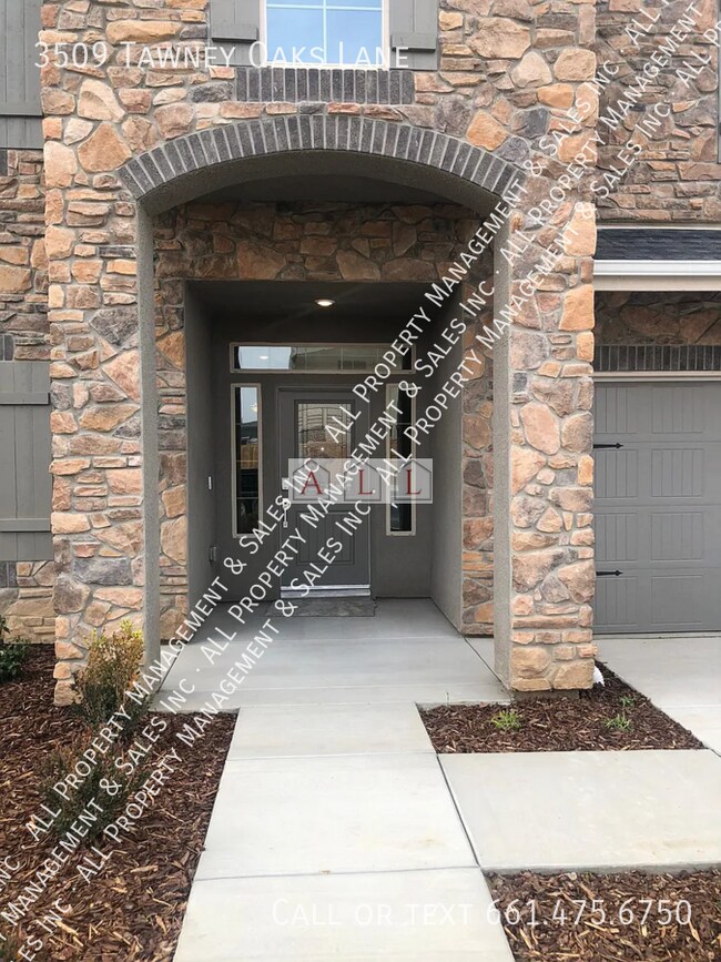 Building Photo - 3509 Tawney Oaks Ln