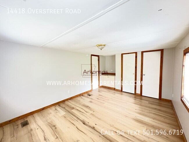 Building Photo - 14418 Overstreet Rd