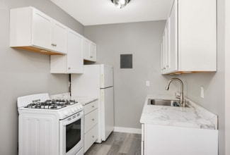 Building Photo - 3212 Fremont Ave S