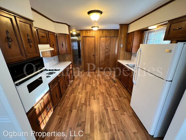 Building Photo - 3 br, 2 bath House - 1240 FENIMORE STREET
