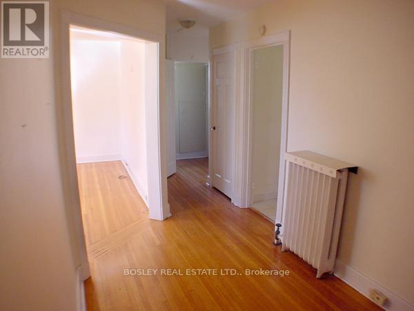 Photo du bâtiment - 20 Glengrove Ave W