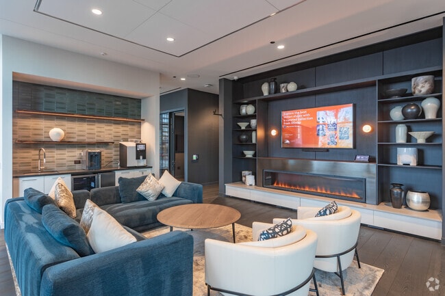 Interior Photo - Cascade