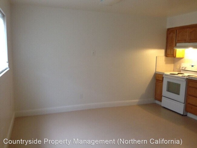 Building Photo - 1932 Darrah St