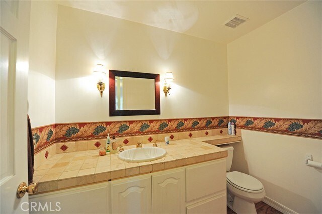 Building Photo - 26021 Buena Vista Ct