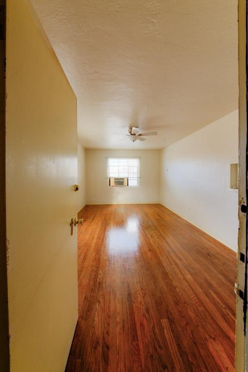 Building Photo - 1404 Silver Ave SW
