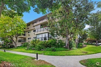 Building Photo - 2381 Via Mariposa W