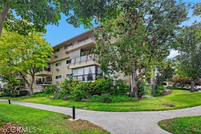Primary Photo - 2381 Via Mariposa W