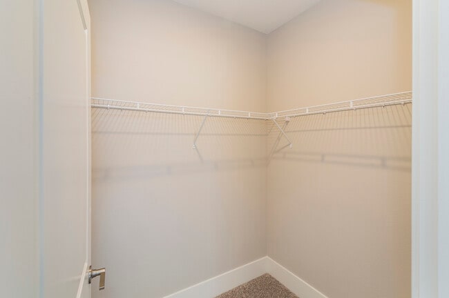 Building Photo - Retreat at Patriot Park