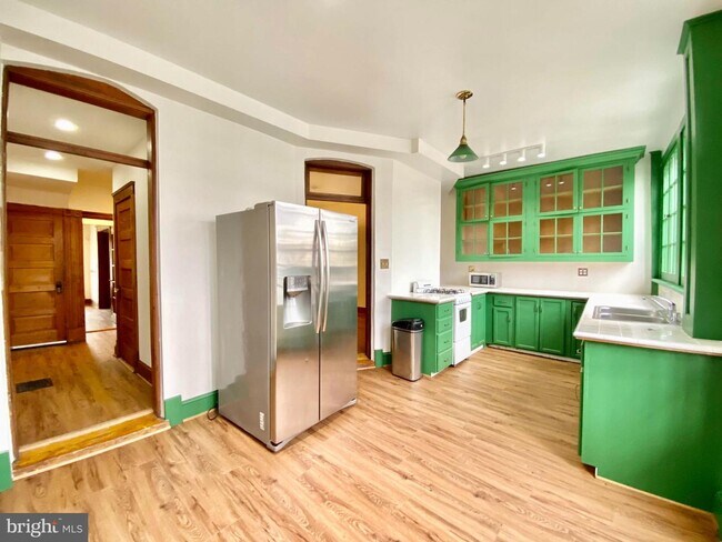 Foto del edificio - 140 Bryant St NW