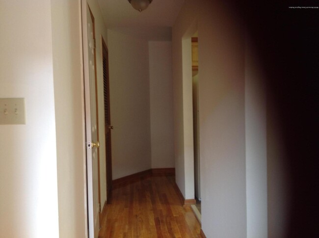 Building Photo - 917 NJ-88