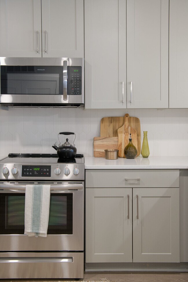 The LakeHouse on Wylie 11023 Moonbug Ct Charlotte, NC Apartments