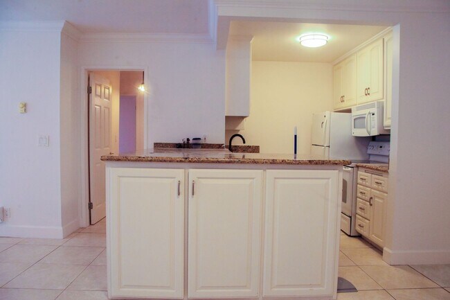 Foto del edificio - 7777 W 91st St