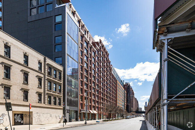 Building Photo - 555 West 23rd Street