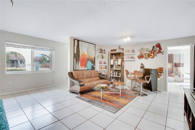 Foto del edificio - 9330 SW 165th St