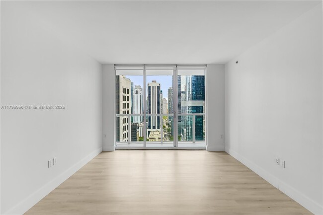 Foto del edificio - 55 SE 6th St