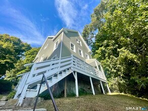 Building Photo - 216 Vauxhall St