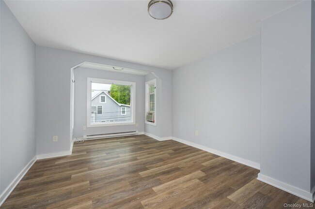 Foto del edificio - 39 Fowler Ave