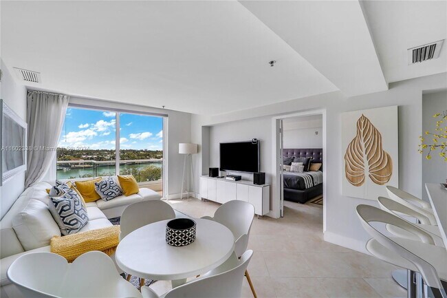 Photo - 6362 Collins Ave Apartment