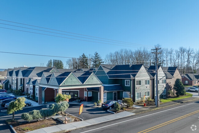 Building Photo - Abigail Court - Student Housing