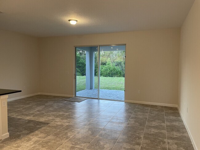 Building Photo - 216 Golden Sands Cir