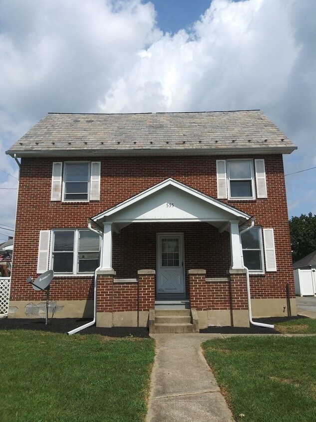 Primary Photo - 3 br, 1 bath House - 555 DONEGAL SPRINGS ROAD