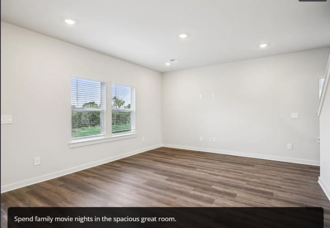 Photo - 3935 Northbrook Dr House