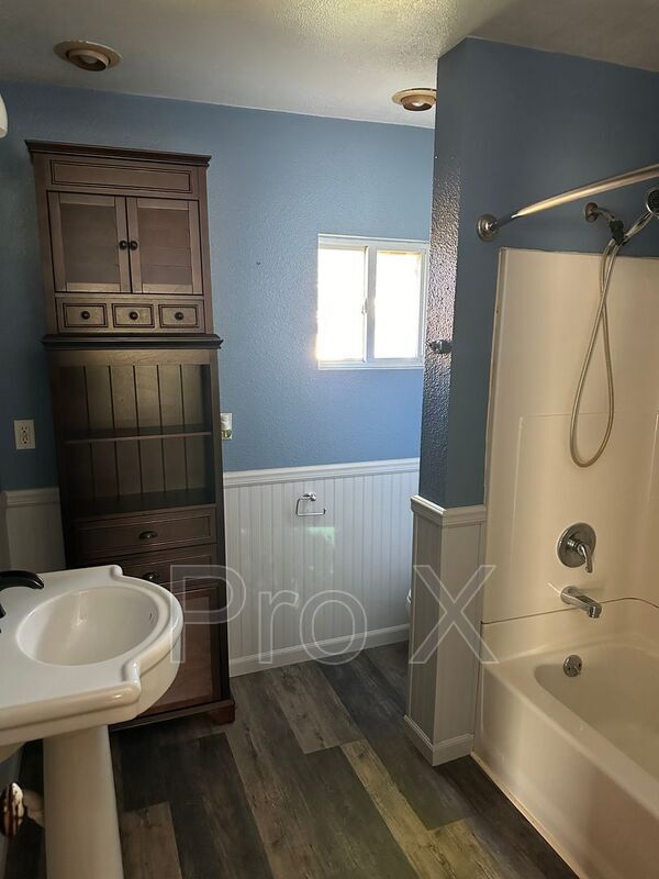 Foto del edificio - 117 E 23rd St