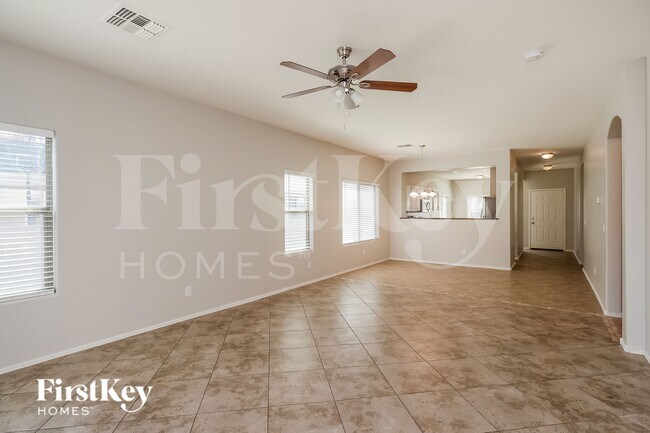 Building Photo - 1210 W Vineyard Plains Dr