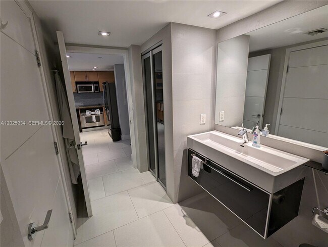 Photo - 2101 Brickell Ave (Miami, FL) Apartment