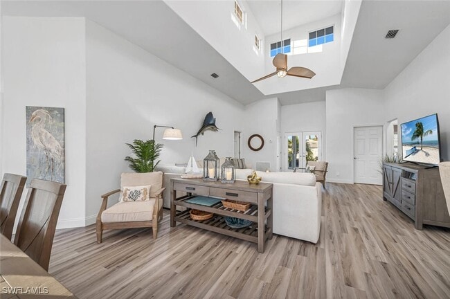 Building Photo - 2736 Gulfview Dr