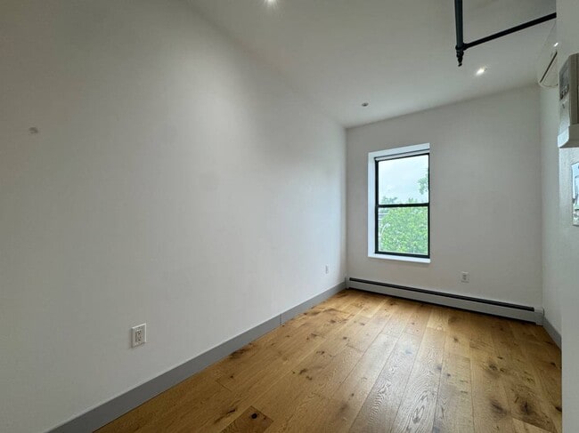 Building Photo - 1801 76th St